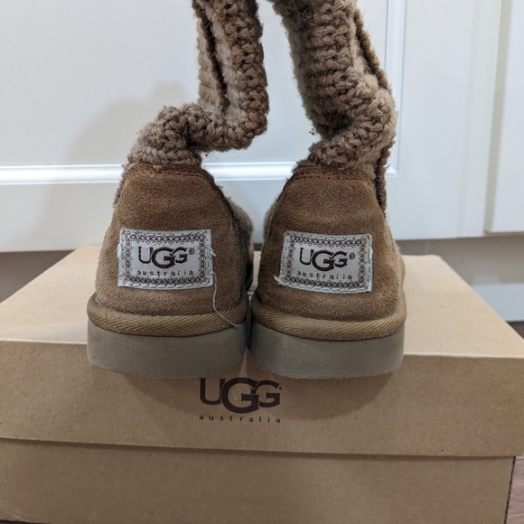 Ugg classic crochet tall chestnut knit boots - Picture 4 of 8